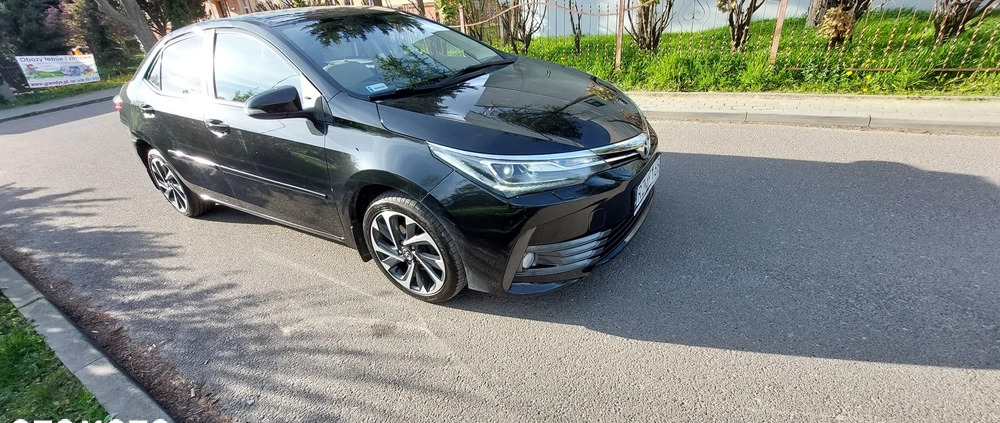 Toyota Corolla cena 58800 przebieg: 133500, rok produkcji 2016 z Rzeszów małe 106